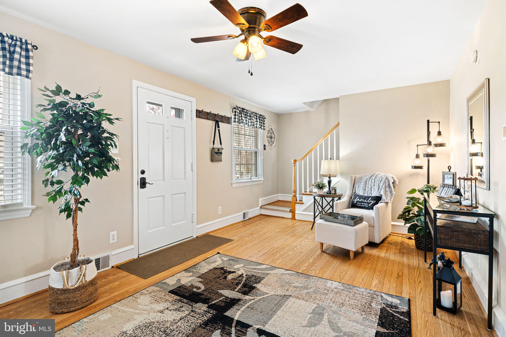 426 Avondale Avenue Haddonfield, NJ 08033 - Photo 4 of 40 a living room with furniture and a potted plant