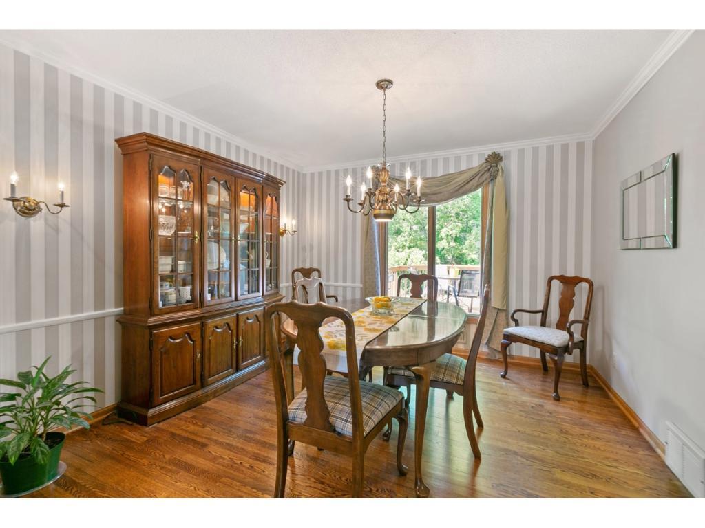 9480 Risewood Circle Eden Prairie, MN 55347 - Photo 13 of 35 Gallery Image 13