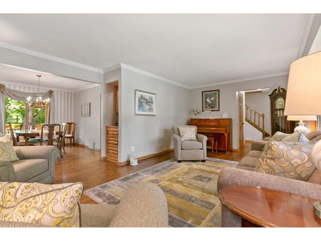 9480 Risewood Circle Eden Prairie, MN 55347 - Photo 14 of 35 Gallery Image 14