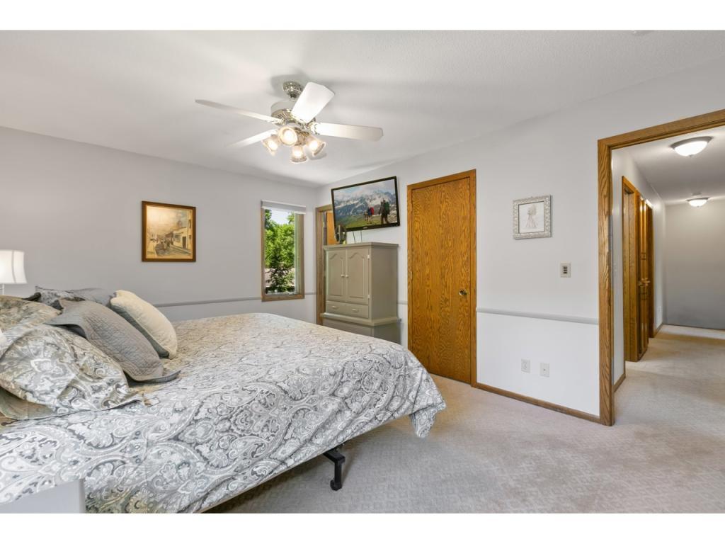 9480 Risewood Circle Eden Prairie, MN 55347 - Photo 17 of 35 Gallery Image 17
