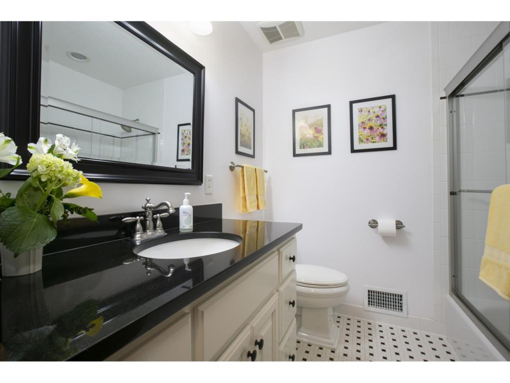 9480 Risewood Circle Eden Prairie, MN 55347 - Photo 23 of 35 Gallery Image 23