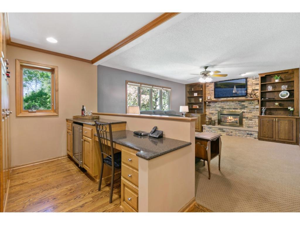 9480 Risewood Circle Eden Prairie, MN 55347 - Photo 6 of 35 Gallery Image 6