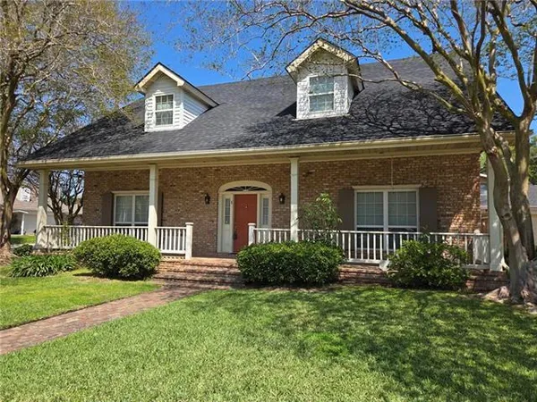 $2,950 | 1 Tara Place, Metairie, LA 70002