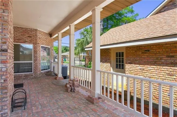 $2,950 | 1 Tara Place, Metairie, LA 70002