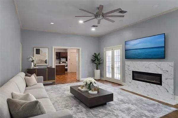 $2,950 | 1 Tara Place, Metairie, LA 70002