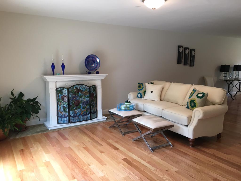 80 Old Chester Road Derry, NH 03038 - Photo 14 of 19