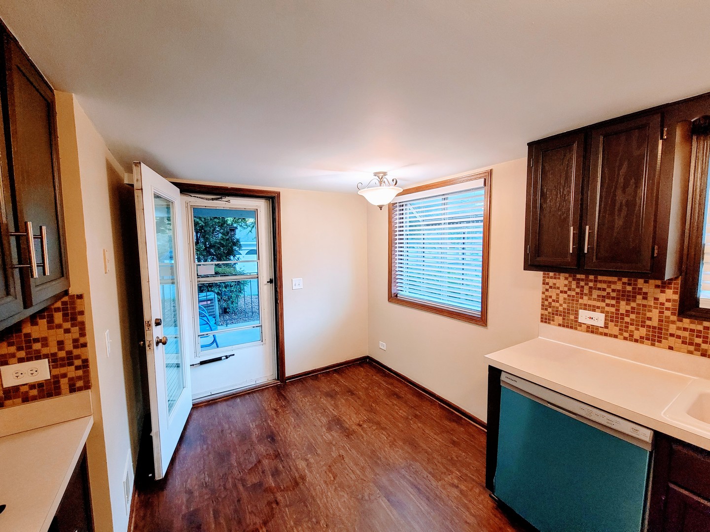451 Valley Drive, Unit 102 Naperville, IL 60563 - Photo 6 of 23