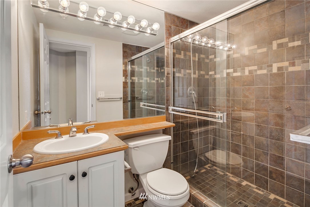 402 South 47th Street, Unit B Renton, WA 98055 - Photo 13 of 18 Gallery Image 13