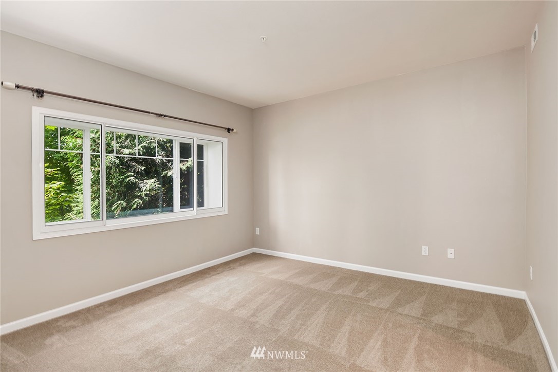 402 South 47th Street, Unit B Renton, WA 98055 - Photo 14 of 18 Gallery Image 14