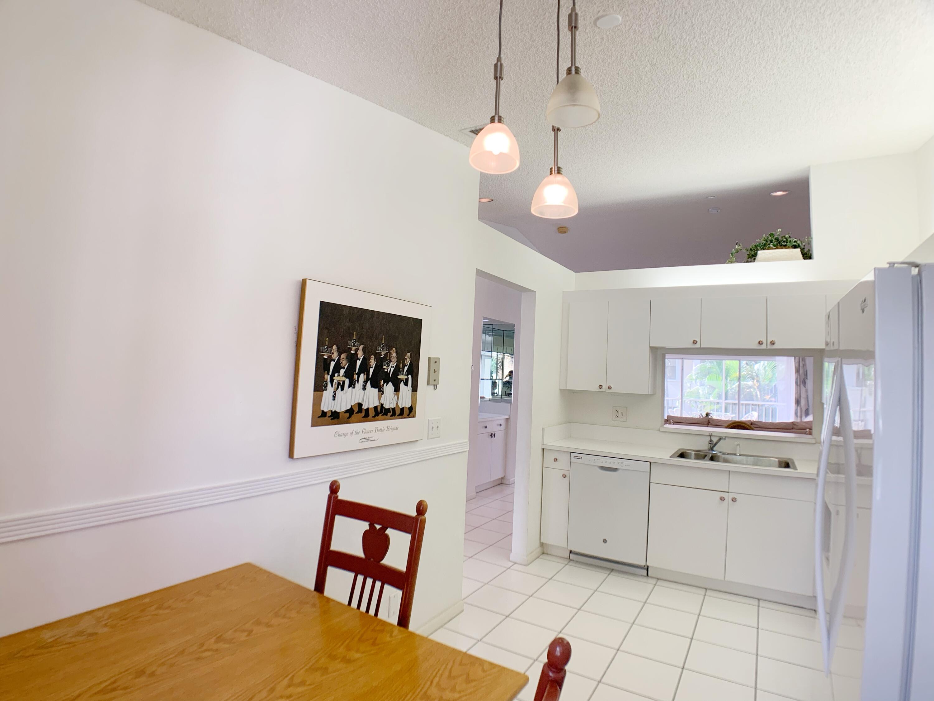 340 Northwest 67th Street, Unit 203 Boca Raton, FL 33487 - Photo 5 of 37 15988C8B-AA46-44BE-8B34-CD342D746189