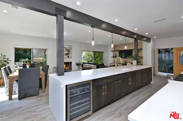 $8,500 | 16142 Bayberry Place, Sherman Oaks, CA 91403