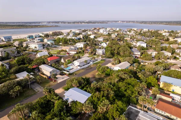 an aerial view of multiple house