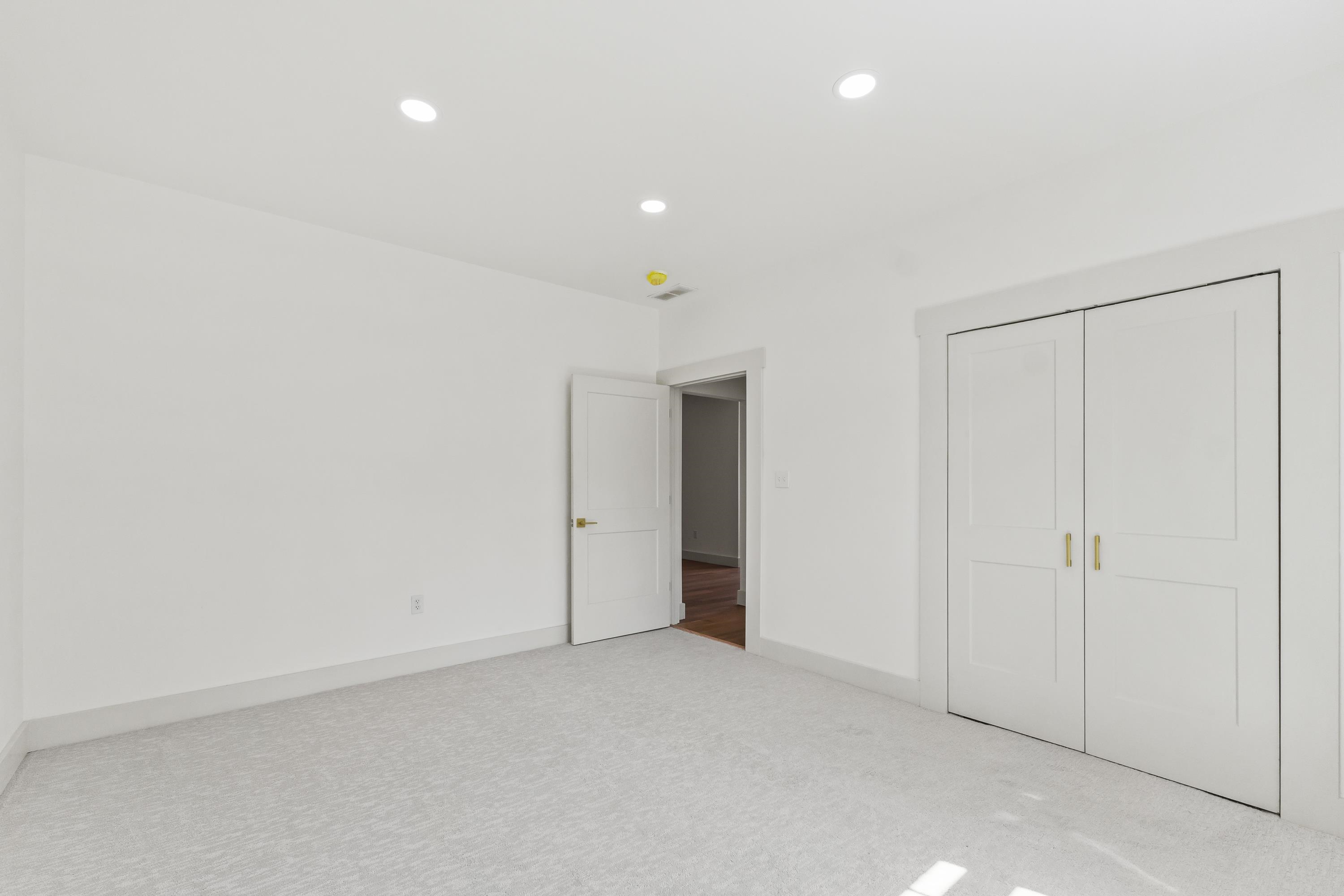 300 Bellefonte Princess Road Ashland, KY 41101 - Photo 31 of 39 Gallery Image 31