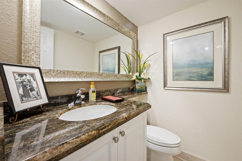 3970 Oaks Clubhouse Drive, Unit 203 Pompano Beach, FL 33069 - Photo 14 of 44