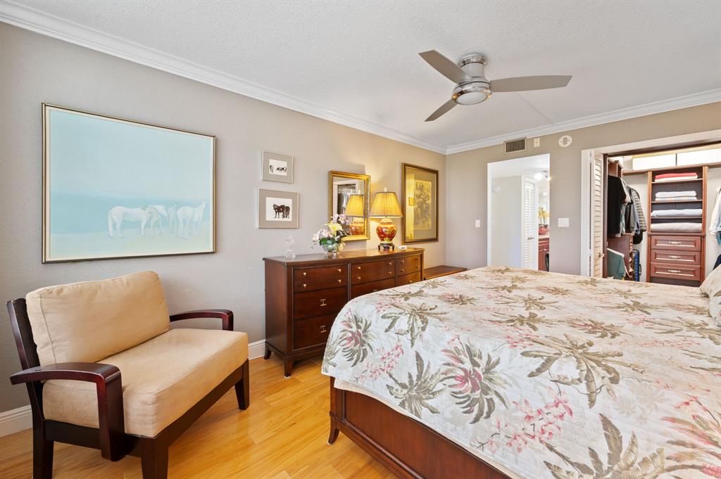 3970 Oaks Clubhouse Drive, Unit 203 Pompano Beach, FL 33069 - Photo 24 of 44