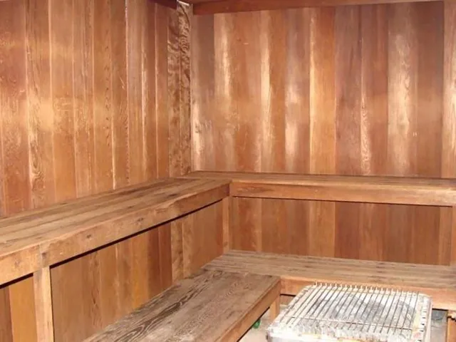 $339,900 | 3970 Oaks Clubhouse Drive, Unit 203, Pompano Beach, FL 33069