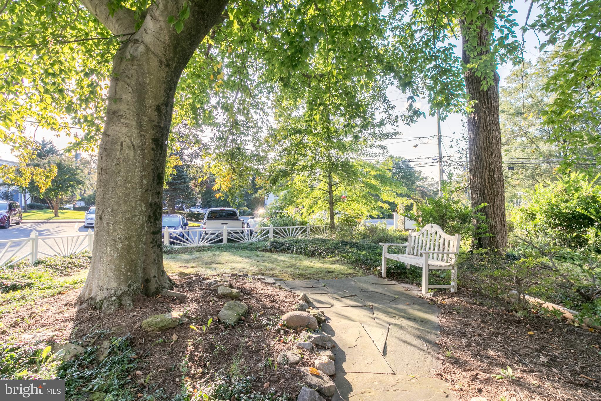 30 Ridge Road Greenbelt, MD 20770 - Photo 4 of 32 Gallery Image 4