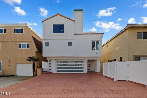 $2,995,000 | 105 Malibu Avenue, Oxnard, CA 93035