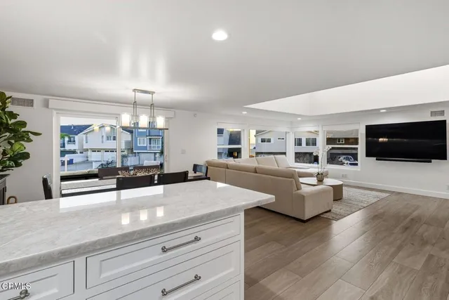 $2,995,000 | 105 Malibu Avenue, Oxnard, CA 93035