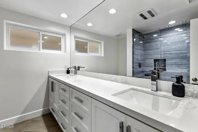 $2,995,000 | 105 Malibu Avenue, Oxnard, CA 93035