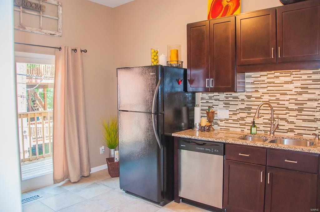 2321 Rutger Street, Unit D St. Louis, MO 63104 - Photo 14 of 39