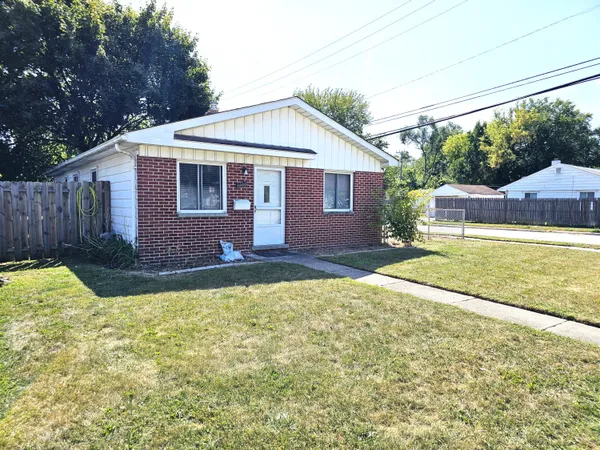 $189,000 | 1704 East Meyers Avenue, Hazel Park, MI 48030