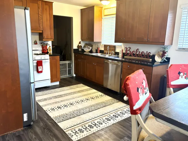 $189,000 | 1704 East Meyers Avenue, Hazel Park, MI 48030