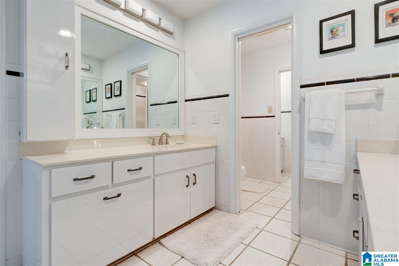 3344 Woodridge Road North Birmingham, AL 35223 - Photo 24 of 50