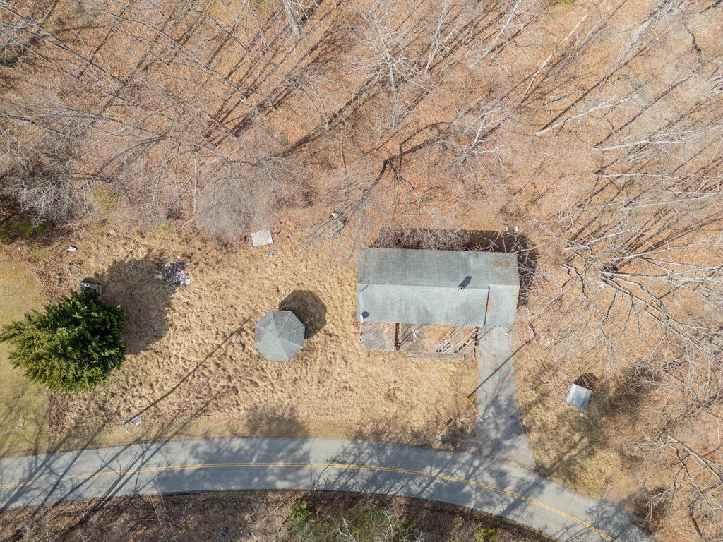 3511 Case Knife Road Pulaski, VA 24301 - Photo 5 of 24 Gallery Image 5