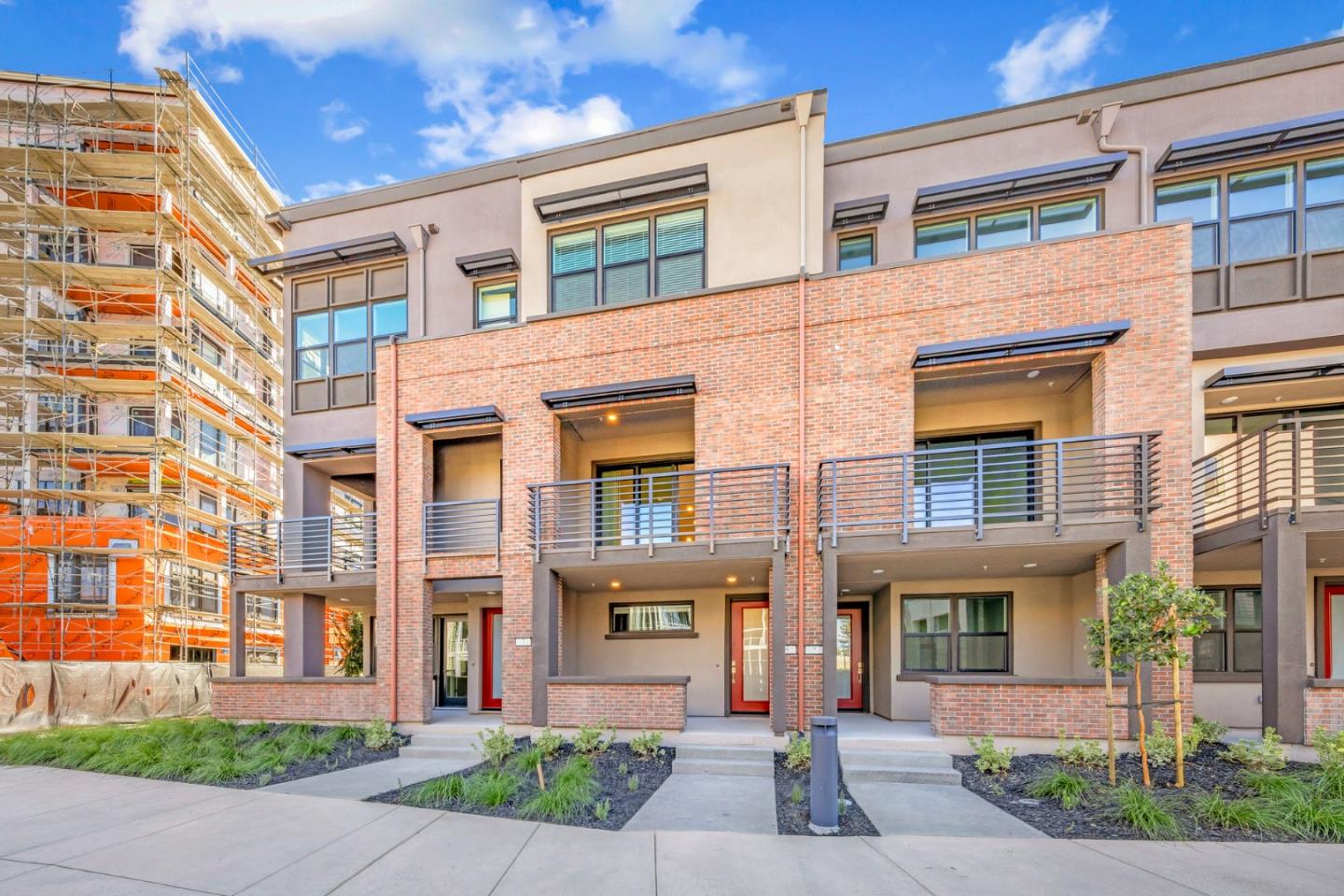 302 Tea Tree Terrace, Unit 6 Sunnyvale, CA 94086 - Photo 1 of 27