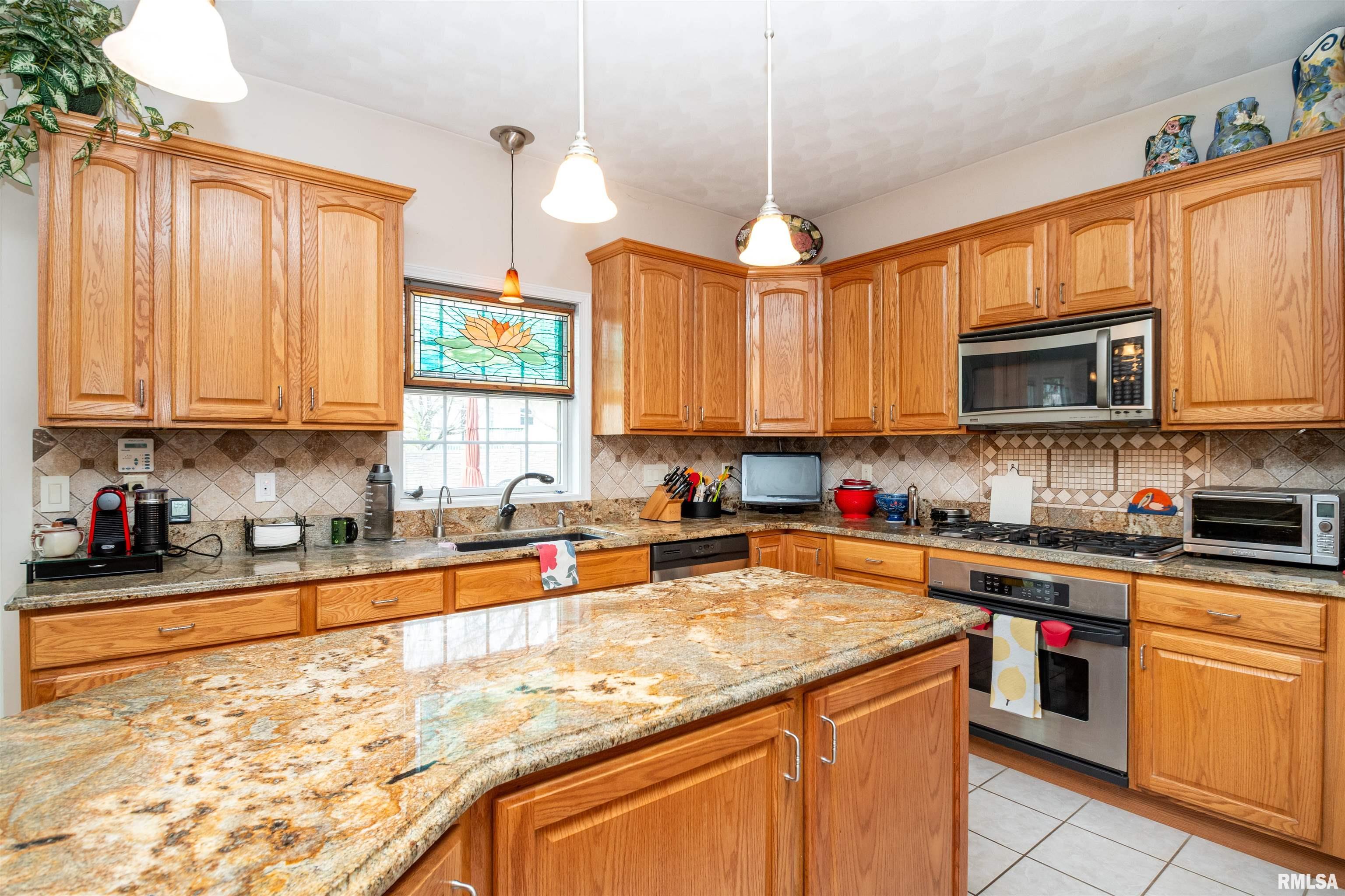 309 West Copperfield Drive Dunlap, IL 61525 - Photo 19 of 71