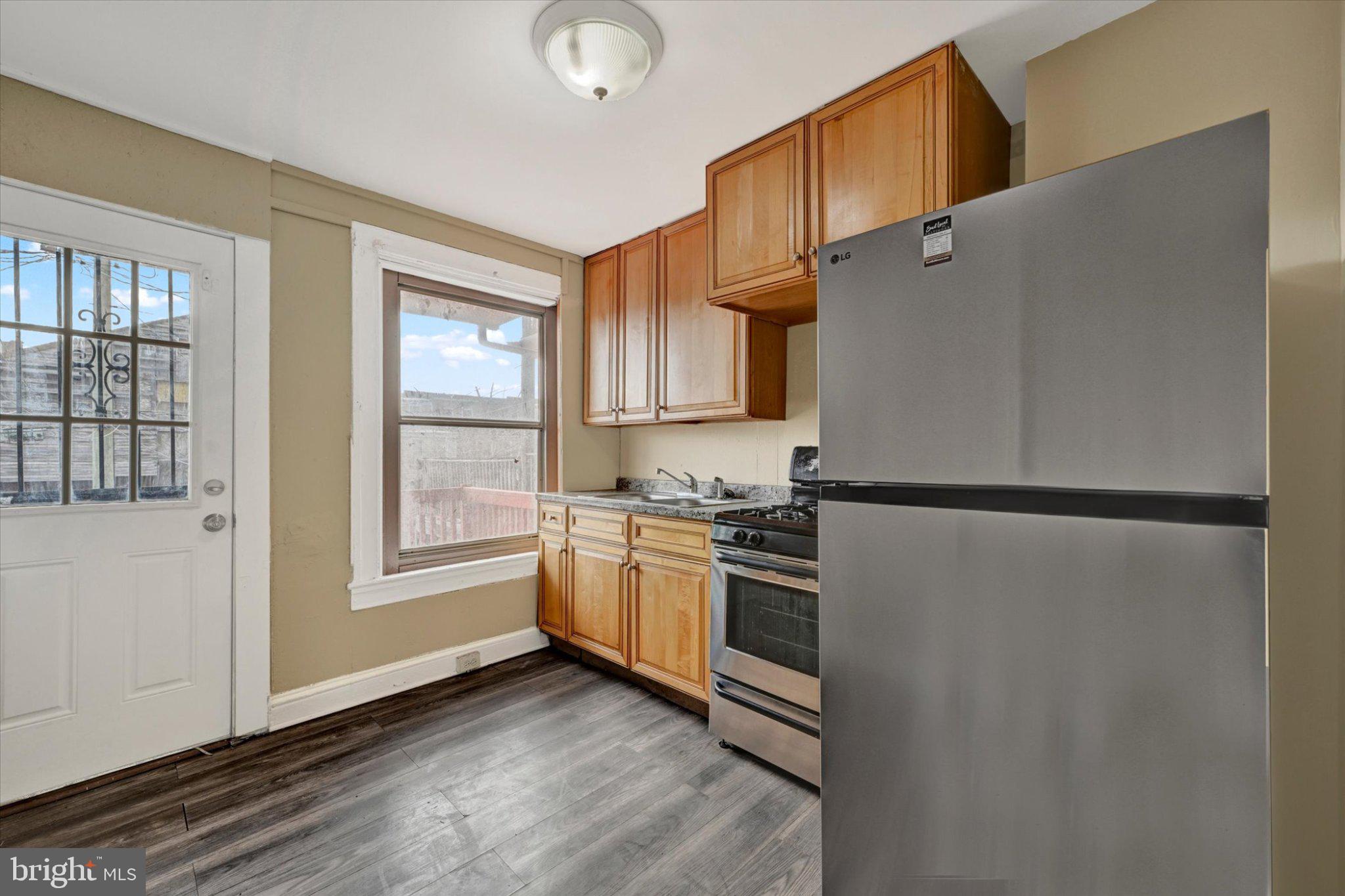 2528 McCulloh Street Baltimore, MD 21217 - Photo 12 of 22 Bright kitchen with modern finishes.
