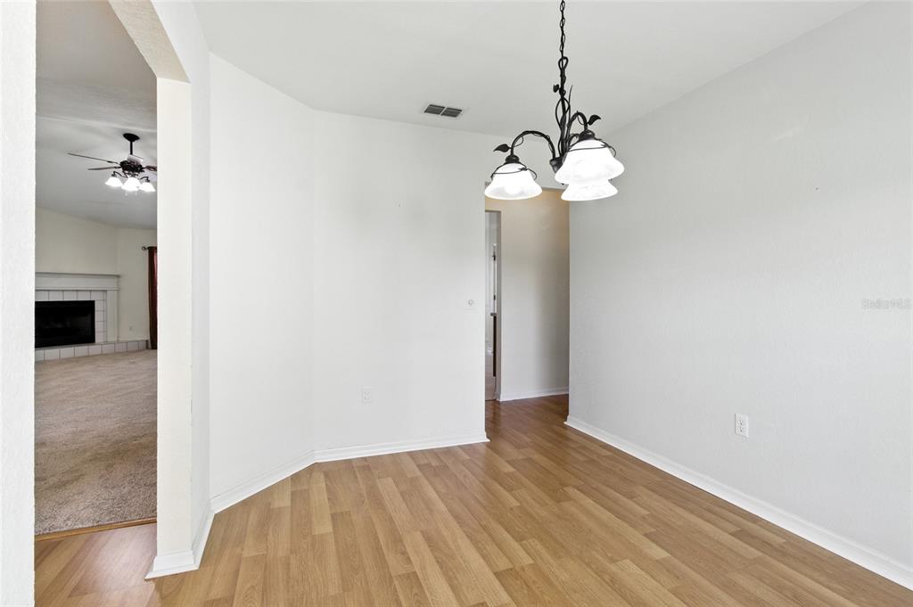 655 Powder Horn Row Lakeland, FL 33809 - Photo 18 of 39