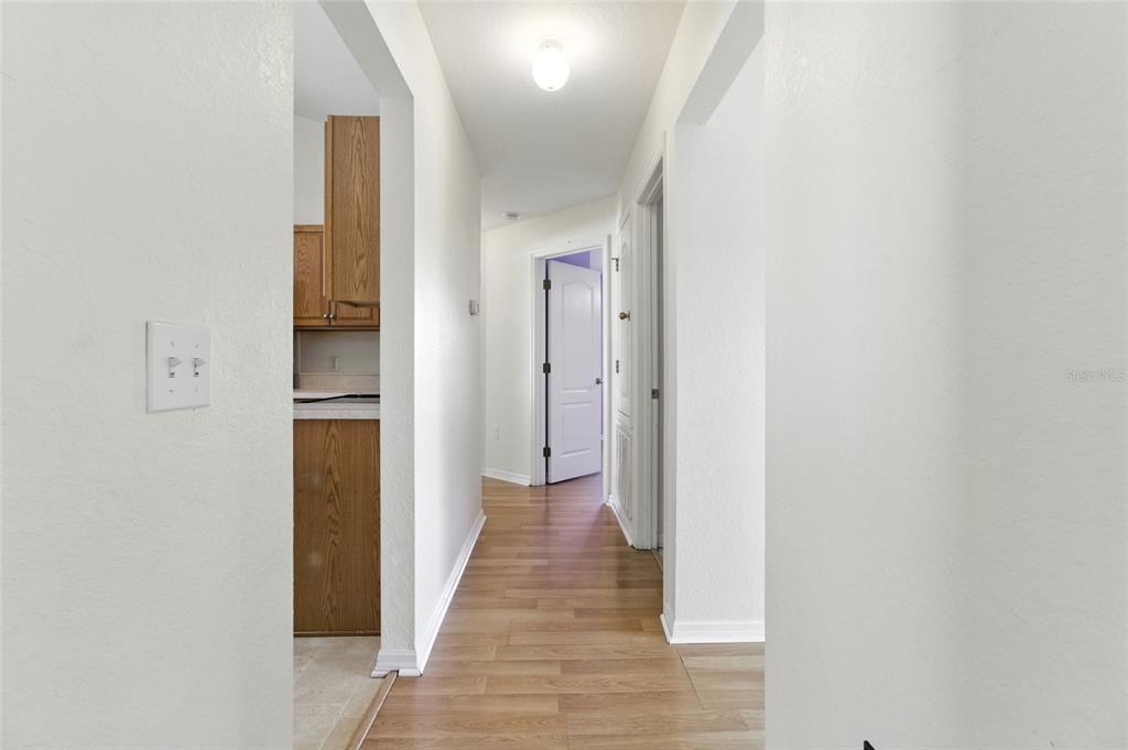 655 Powder Horn Row Lakeland, FL 33809 - Photo 19 of 39