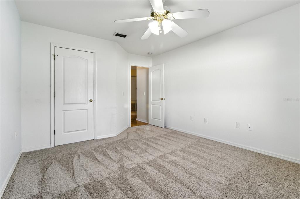 655 Powder Horn Row Lakeland, FL 33809 - Photo 24 of 39