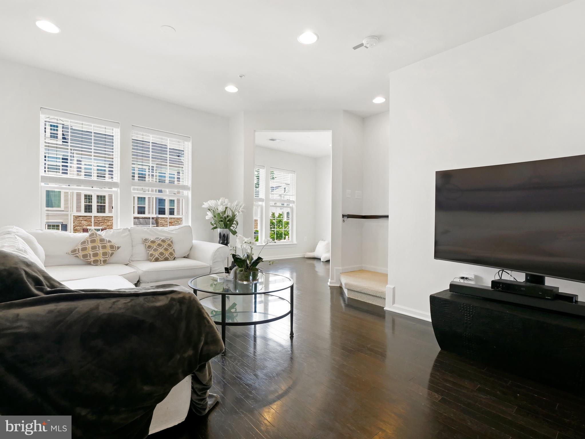 7366 Riding Meadow Way Manassas, VA 20111 - Photo 10 of 33 Gallery Image 10