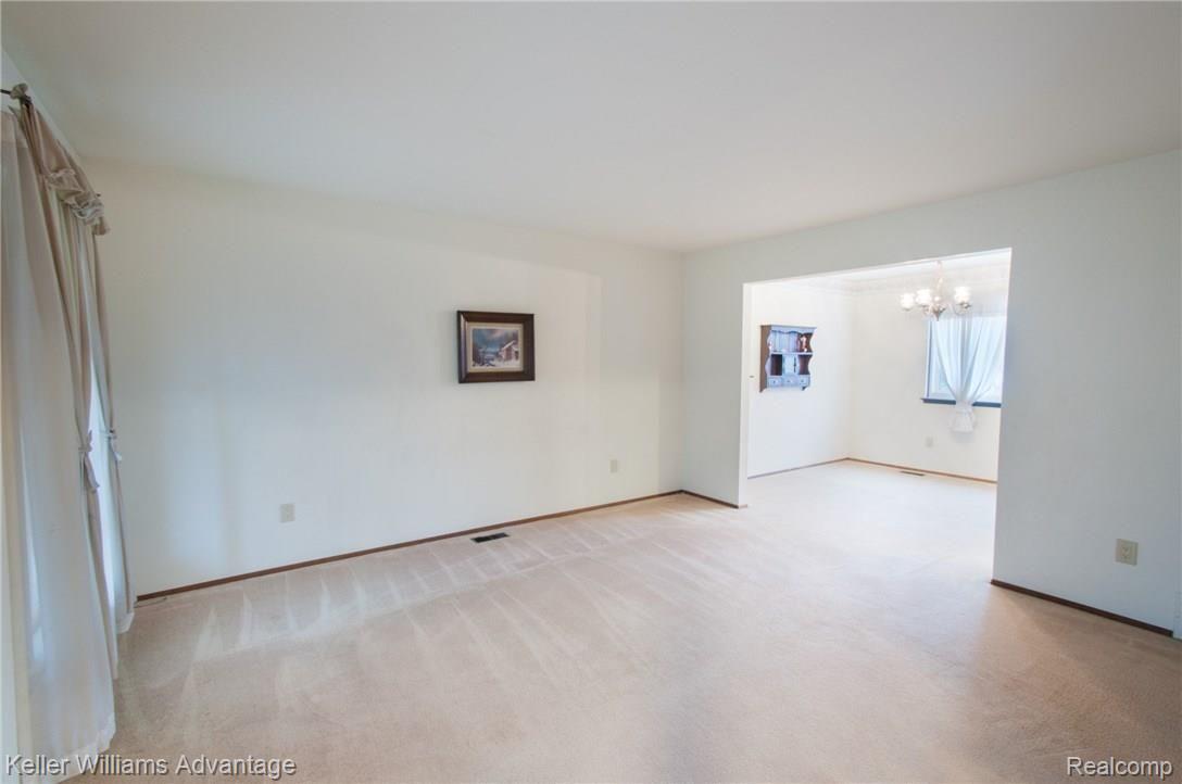 36538 Saxony Road Farmington, MI 48335 - Photo 6 of 41 Saxony_36538_Living_01.jpg