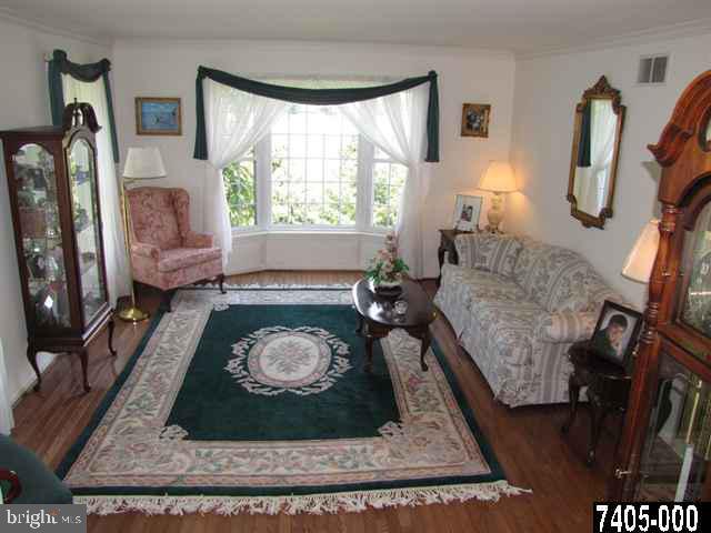 8266 Blue Ball Road Stewartstown, PA 17363 - Photo 2 of 25 Gallery Image 2