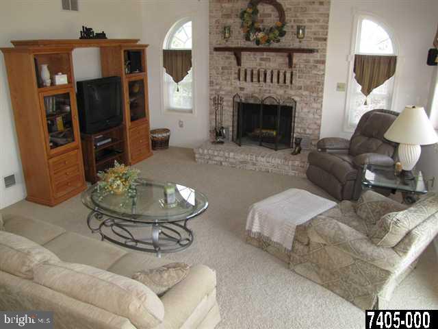 8266 Blue Ball Road Stewartstown, PA 17363 - Photo 3 of 25 Gallery Image 3