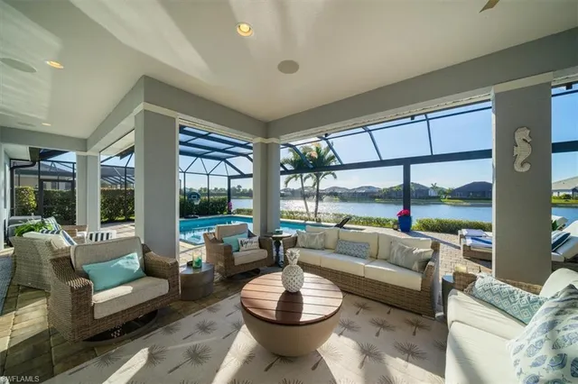 $1,889,999 | 14372 Neptune Avenue, Naples, FL 34114