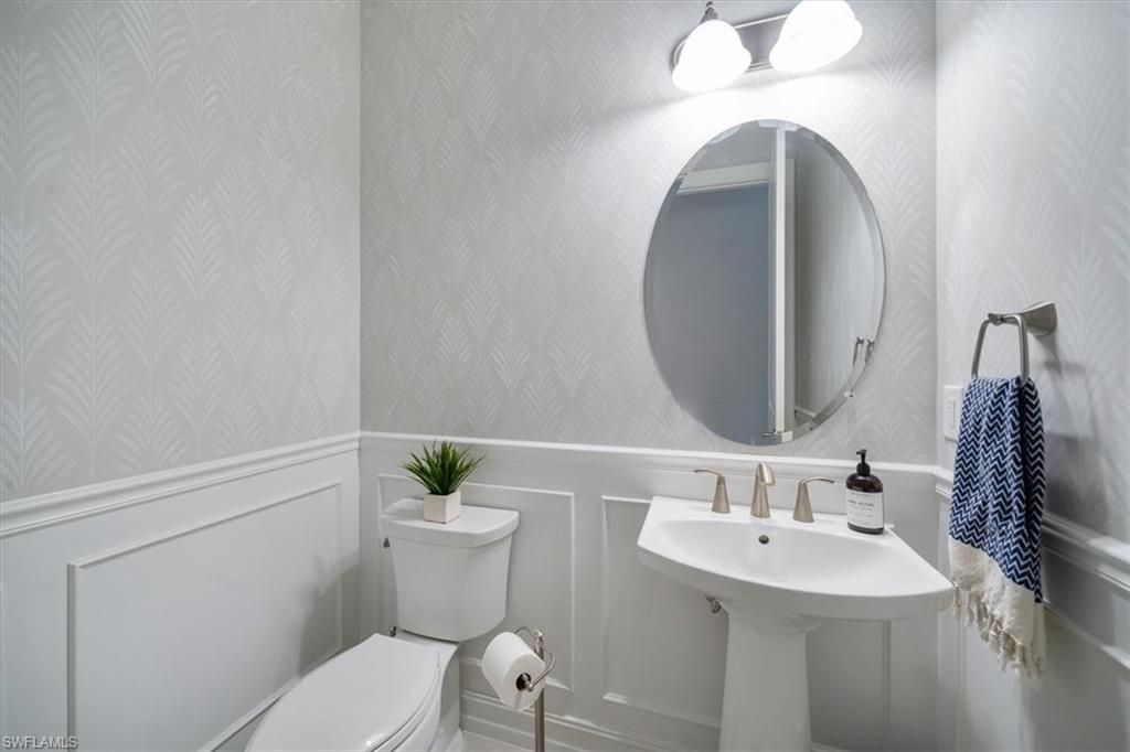 14372 Neptune Avenue Naples, FL 34114 - Photo 34 of 49 Powder bath