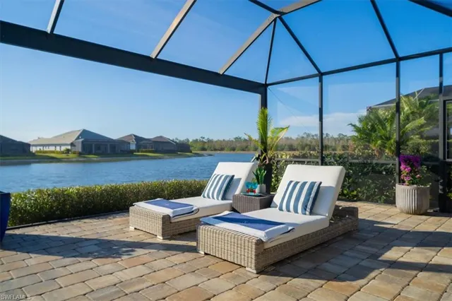 $1,889,999 | 14372 Neptune Avenue, Naples, FL 34114