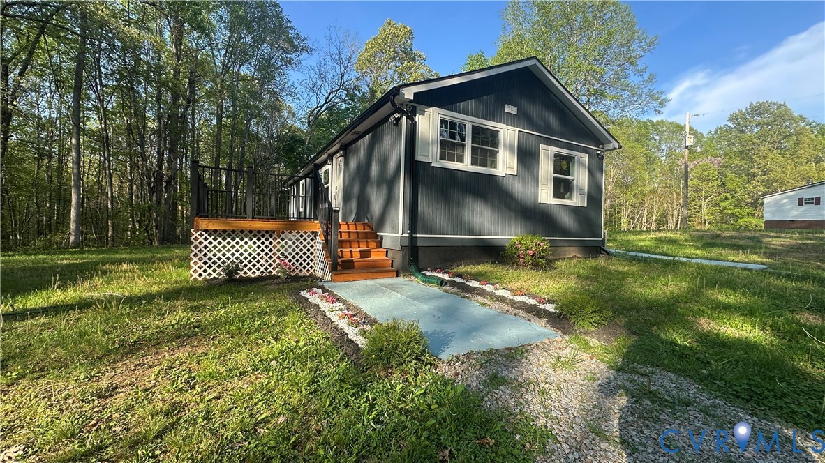 3829 Five Forks Road Pamplin, VA 23958 - Photo 3 of 10