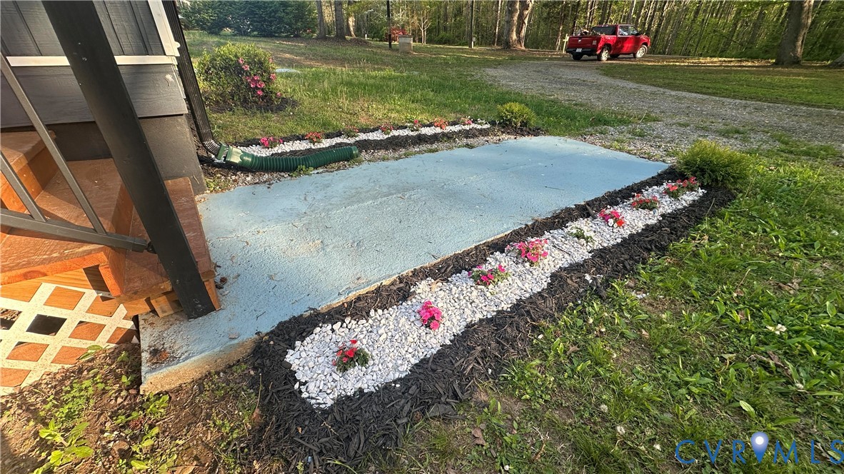 3829 Five Forks Road Pamplin, VA 23958 - Photo 4 of 10