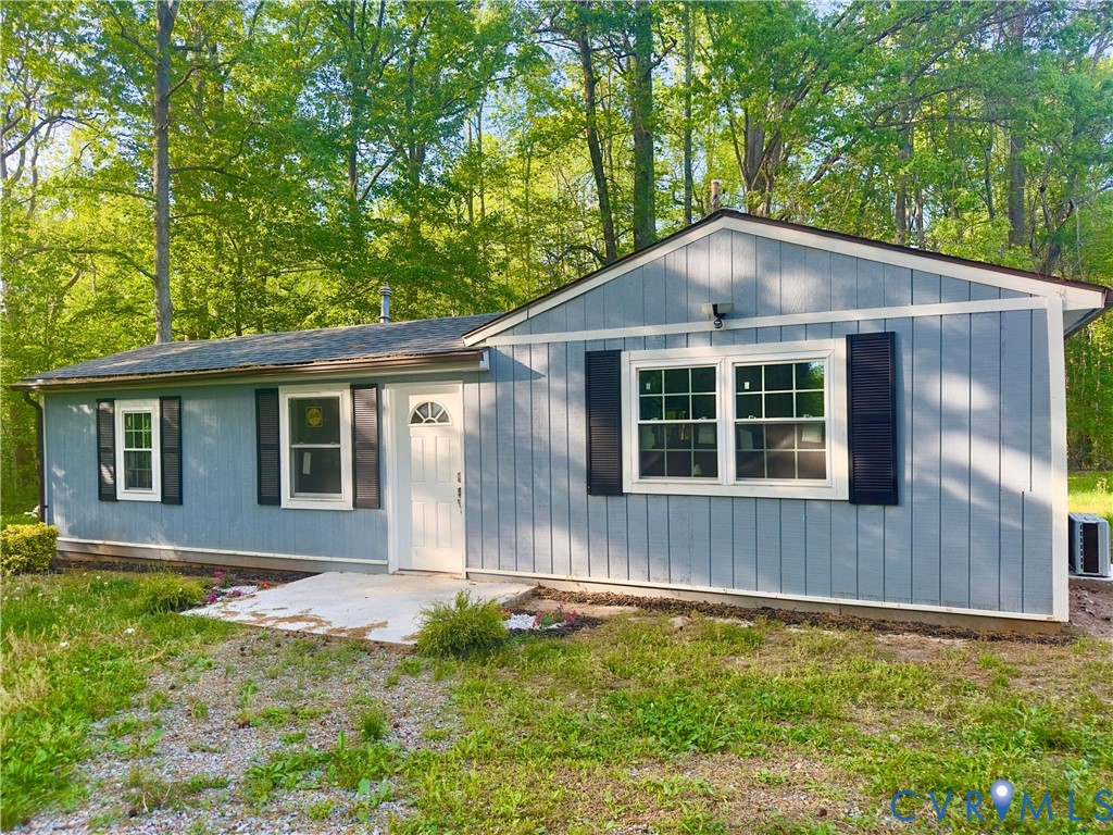 3829 Five Forks Road Pamplin, VA 23958 - Photo 46 of 65 a front view of a house with a yard