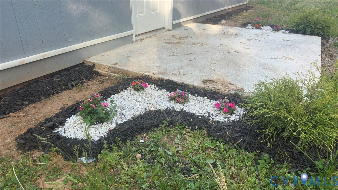 3829 Five Forks Road Pamplin, VA 23958 - Photo 7 of 10