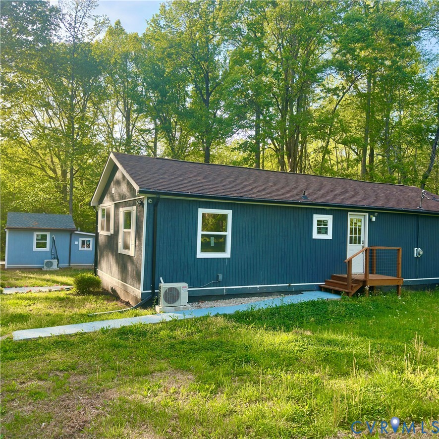 3829 Five Forks Road Pamplin, VA 23958 - Photo 10 of 65 a view of a house with a yard