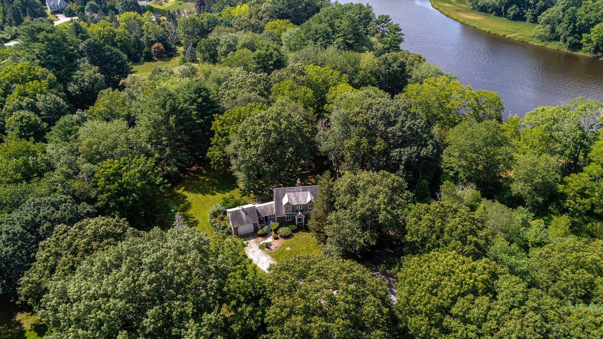 18 Town Landing Road Berkley, MA 02779 - Photo 10 of 42 Gallery Image 10
