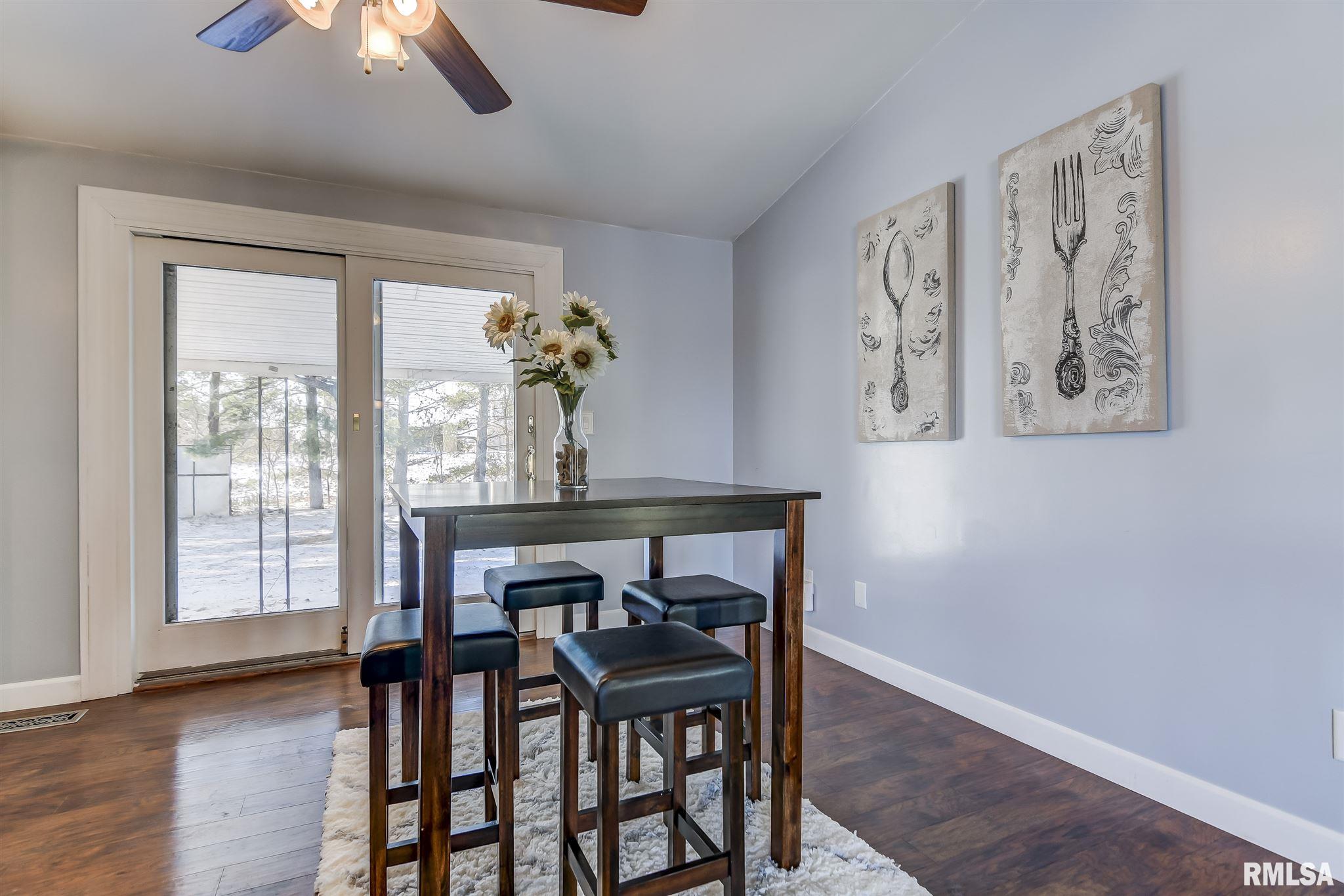 651 Mecla Road Buffalo, IL 62515 - Photo 15 of 36 Gallery Image 15