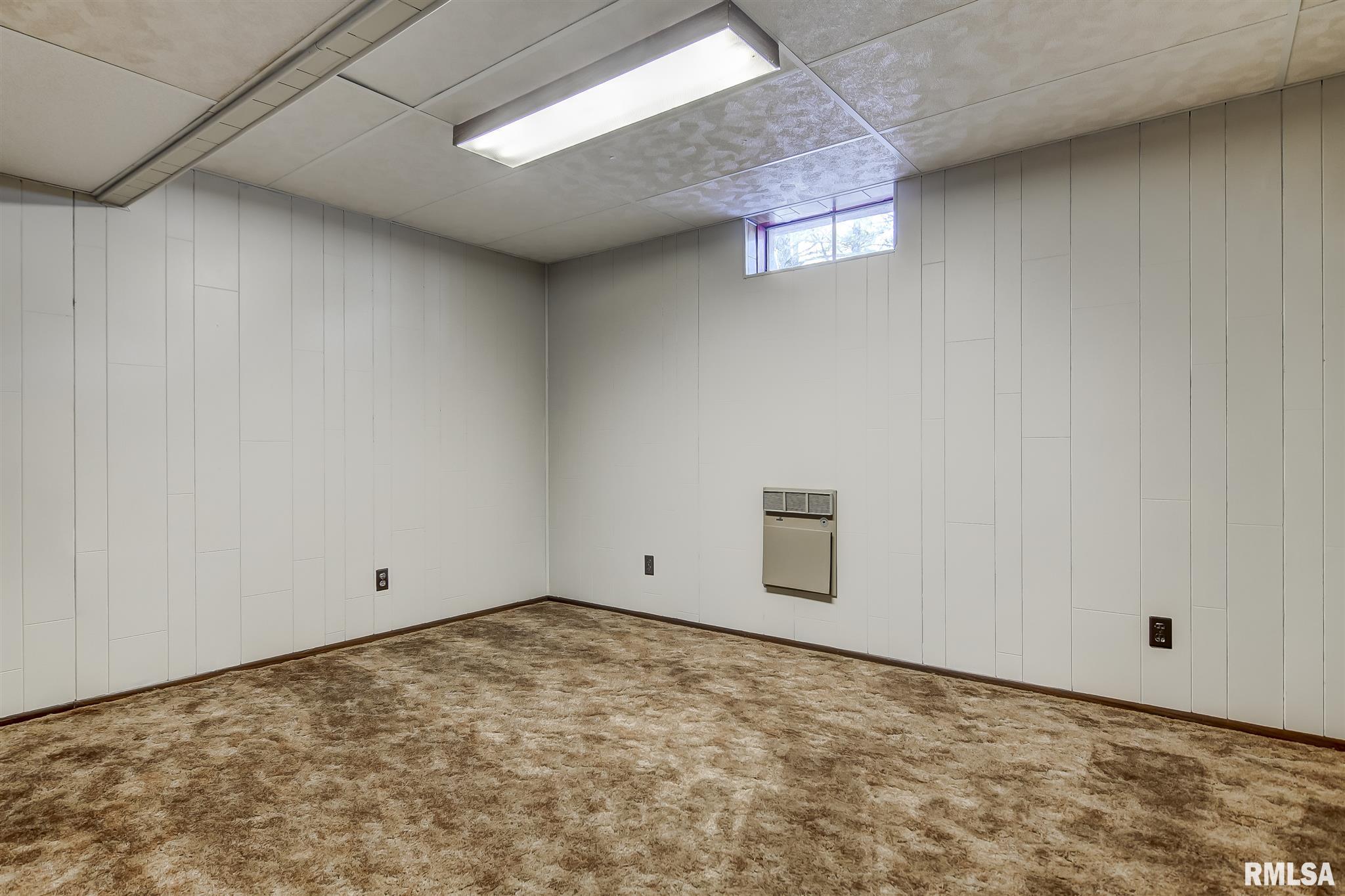 651 Mecla Road Buffalo, IL 62515 - Photo 32 of 36 Gallery Image 32